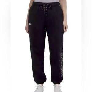 104. *NWT* Unisex Kirkland Jogger Sweatpants
